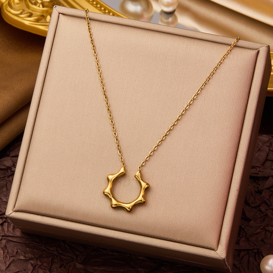 Solar Halo Necklace – Gold | Bianca's Touch