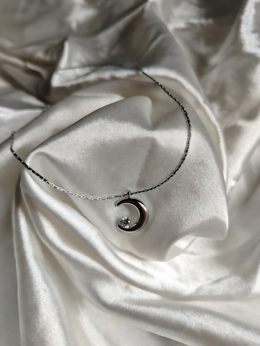 Crystal Moonlit Mist Necklace – Silver | Bianca's Touch