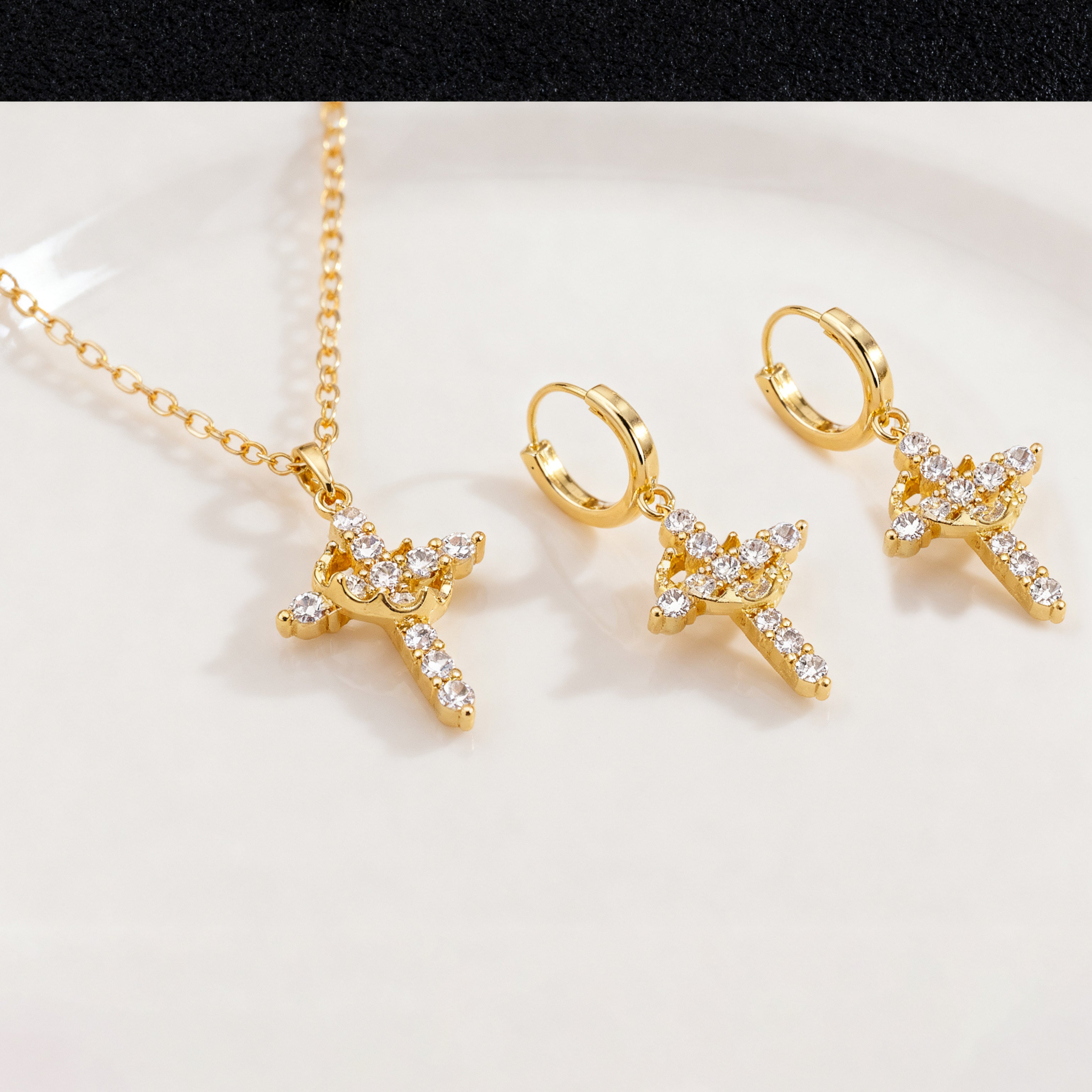 Eternal Light Necklace & Earrings Set | Bianca's Touch