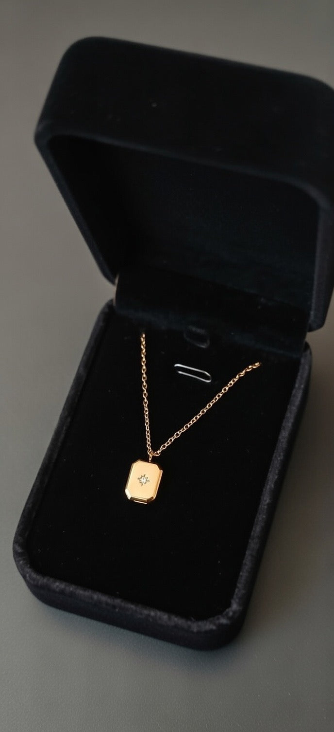 Sunstone Vault Necklace – Gold | Bianca's Touch